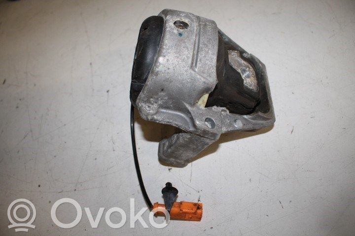 Audi A5 Sportback 8TA Engine mount bracket 