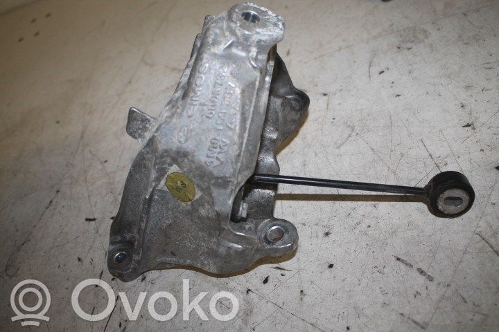 Audi Q7 4M Engine mount bracket 