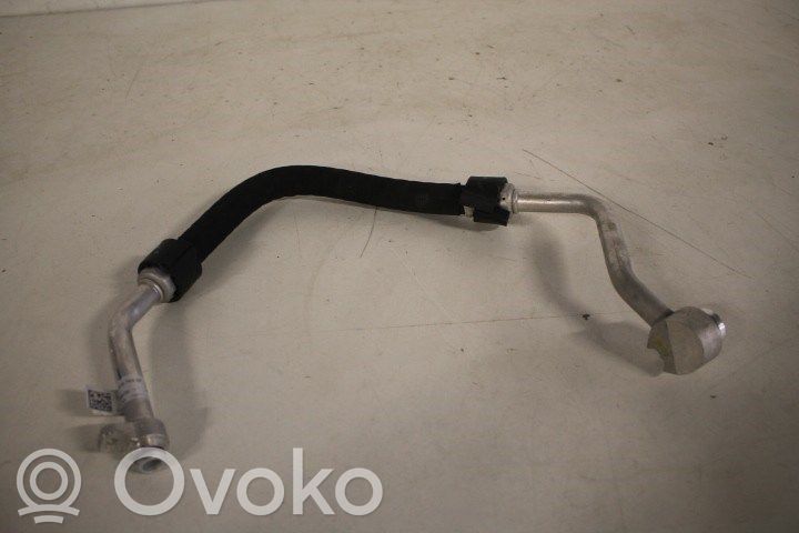 Audi Q7 4M Ilmastointilaitteen putki (A/C) 