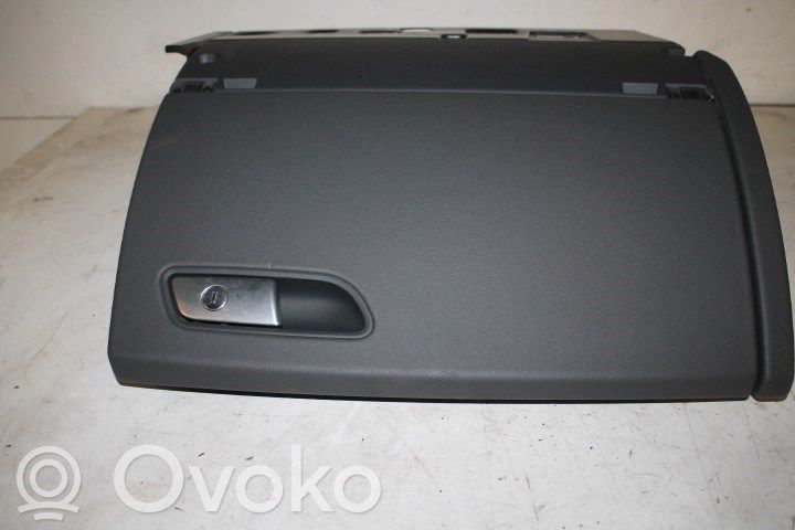 Audi A6 S6 C7 4G Schowek deski rozdzielczej 