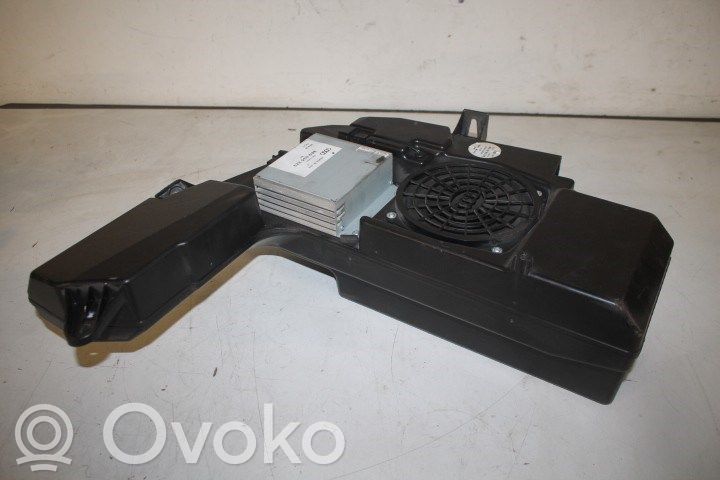 Audi A4 S4 B6 8E 8H Subwoofer 