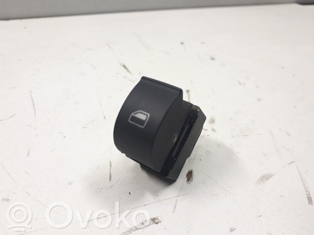 Audi A4 S4 B7 8E 8H Electric window control switch 