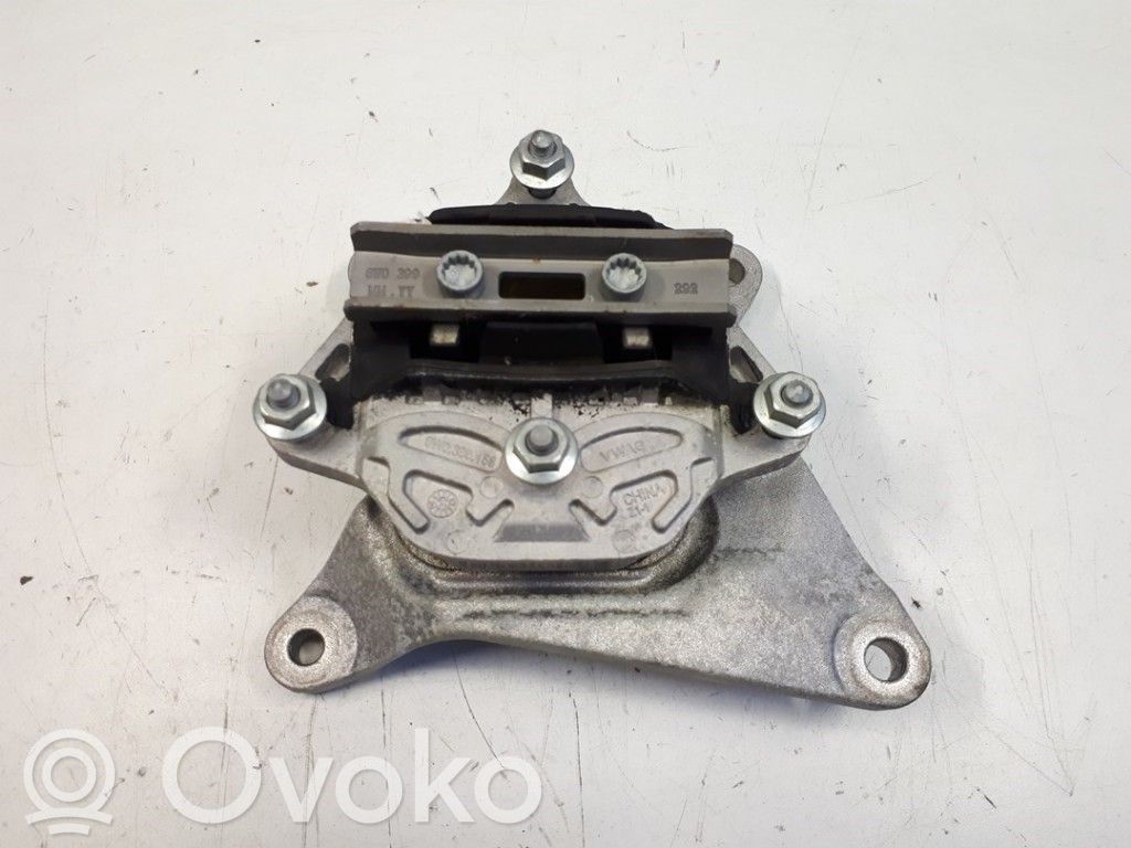 Łapa / Mocowanie skrzyni biegów   8W0399118D,8W0399156AR,8W0399118D,8W0399156AR