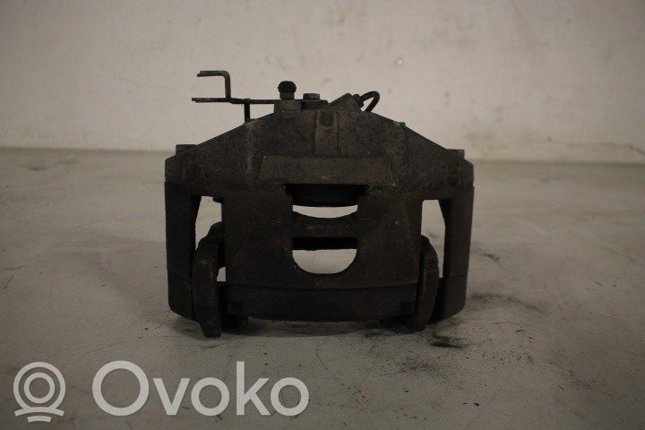 Audi A4 S4 B7 8E 8H Etujarrusatula 