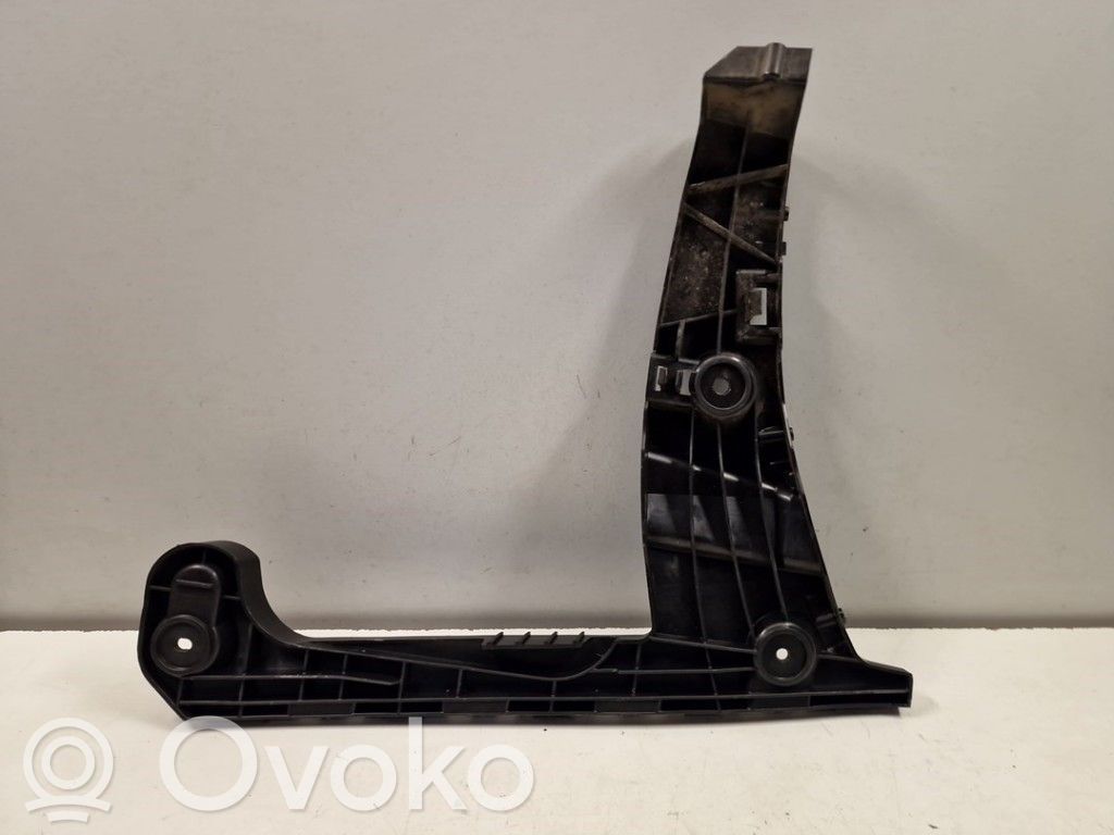 Audi S5 F5 Soporte de montaje del parachoques trasero 