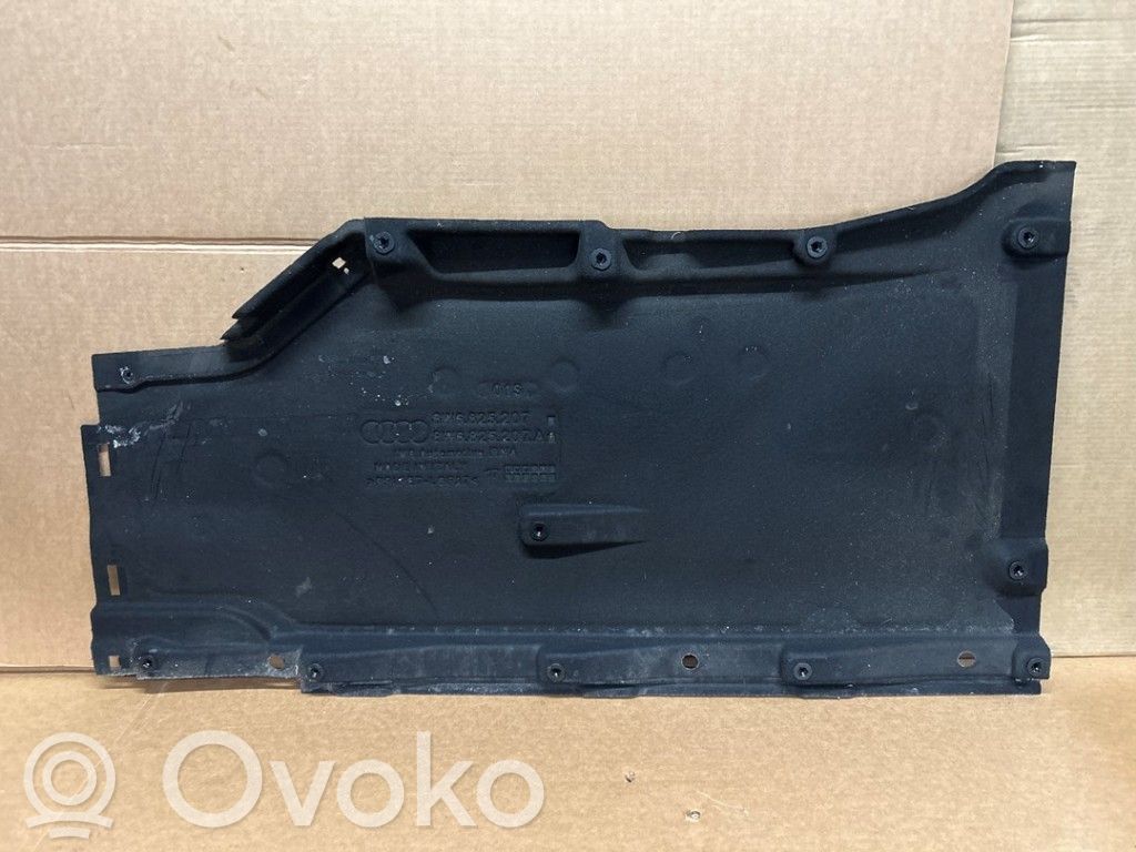 Audi S5 F5 Osłona dolna silnika 