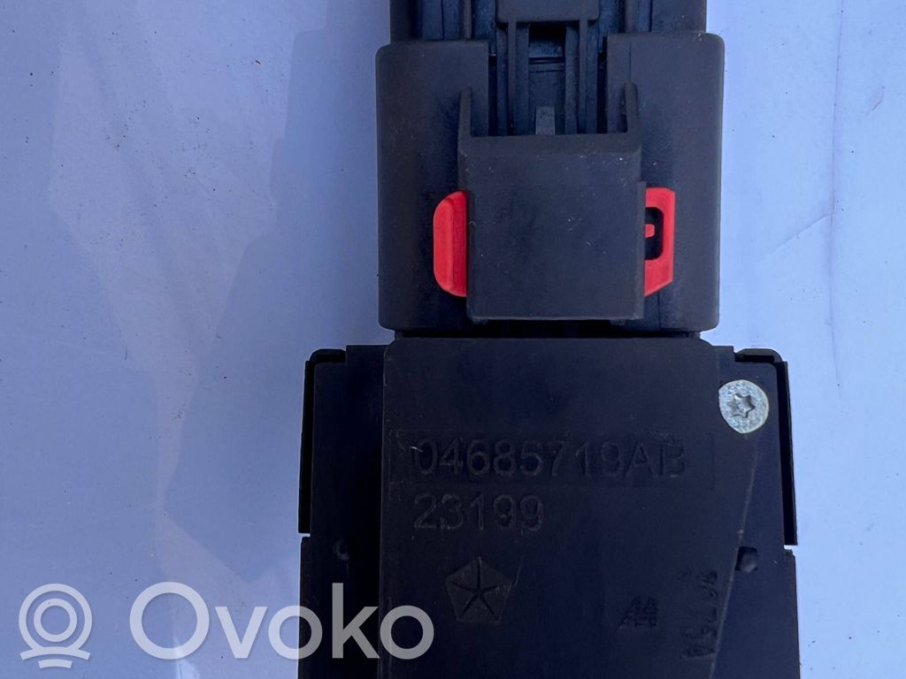 Chrysler Voyager Užvedimo- blokavimo rėlė 