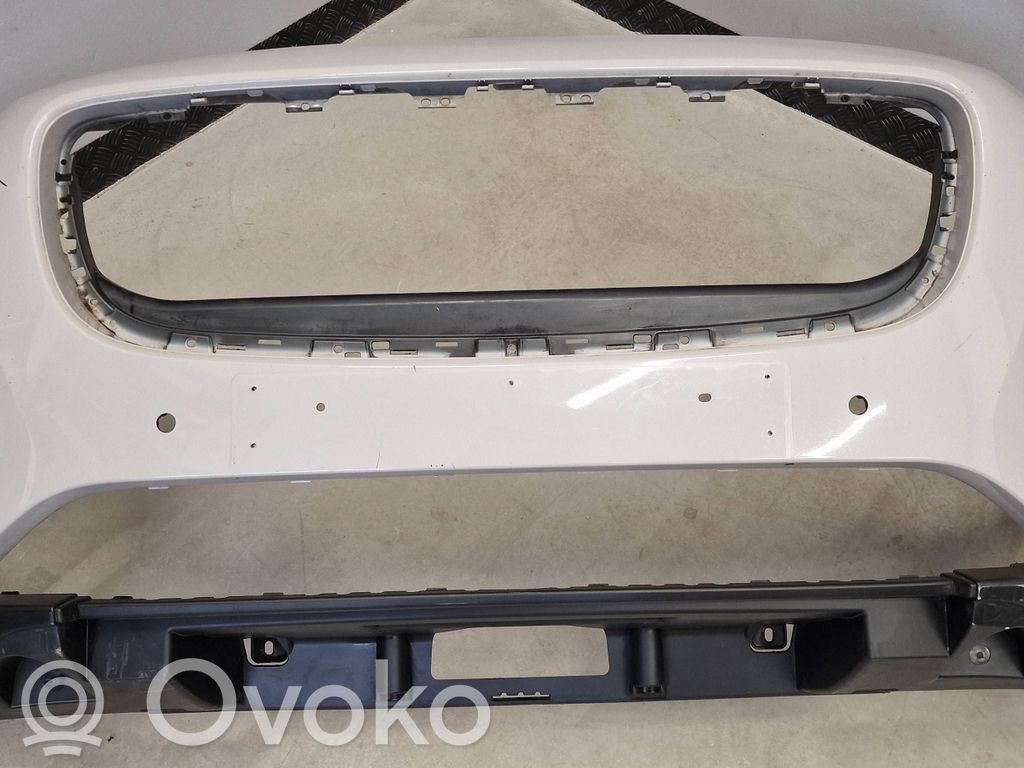 Front bumper   J9C317F003AA7BA