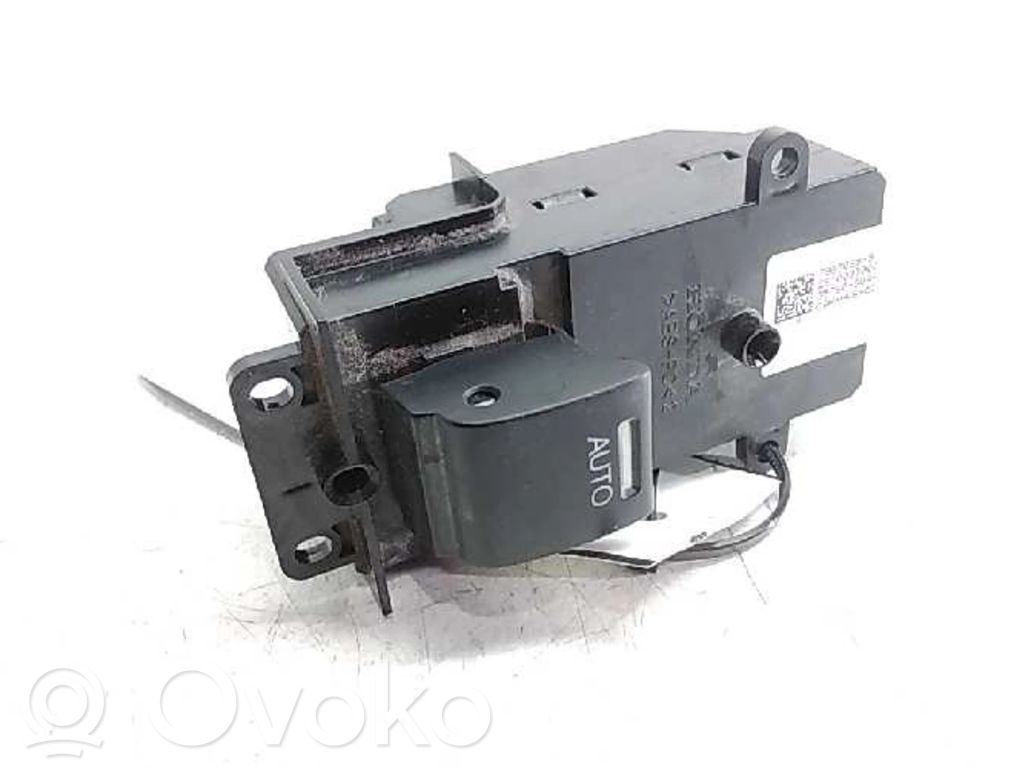 Honda CR-V Electric window control switch 