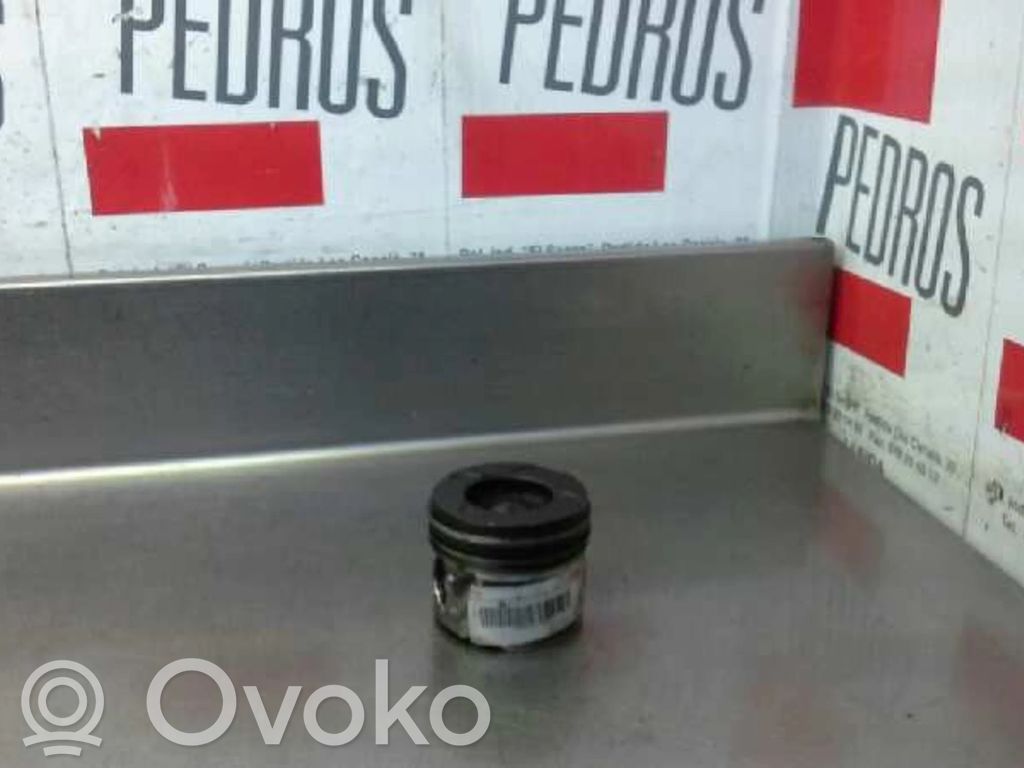 Piston