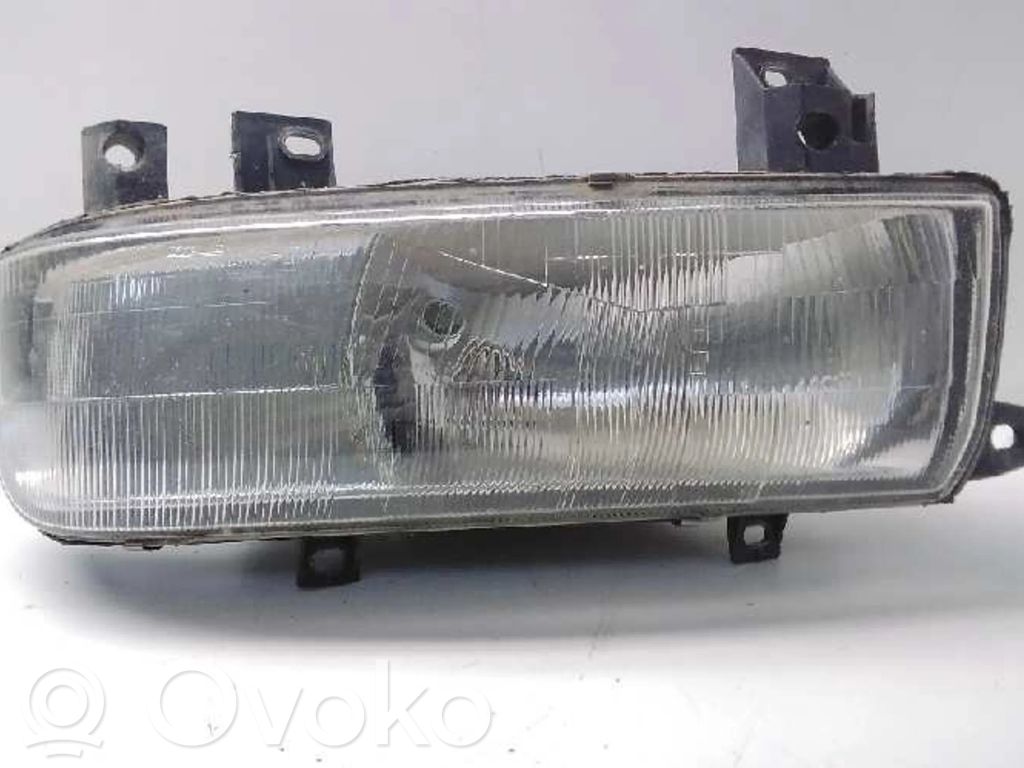 Nissan Interstar Headlight/headlamp 