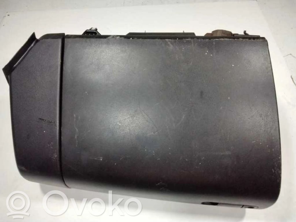 Mazda 3 I Guantera 