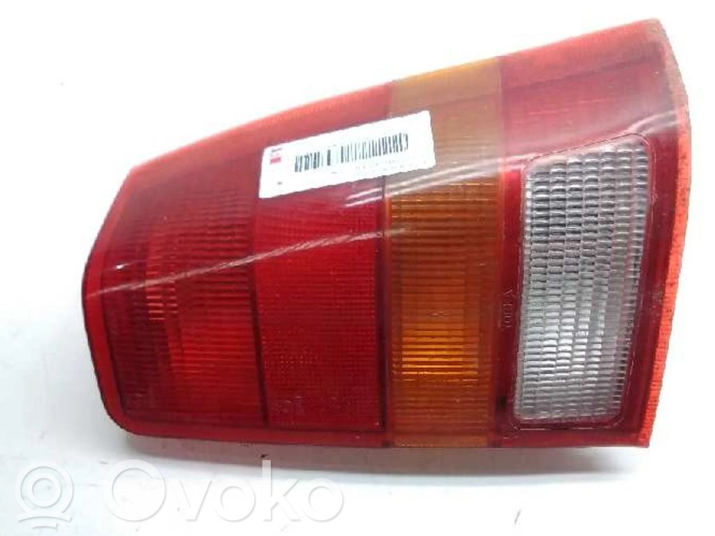 Opel Kadett E Luci posteriori 
