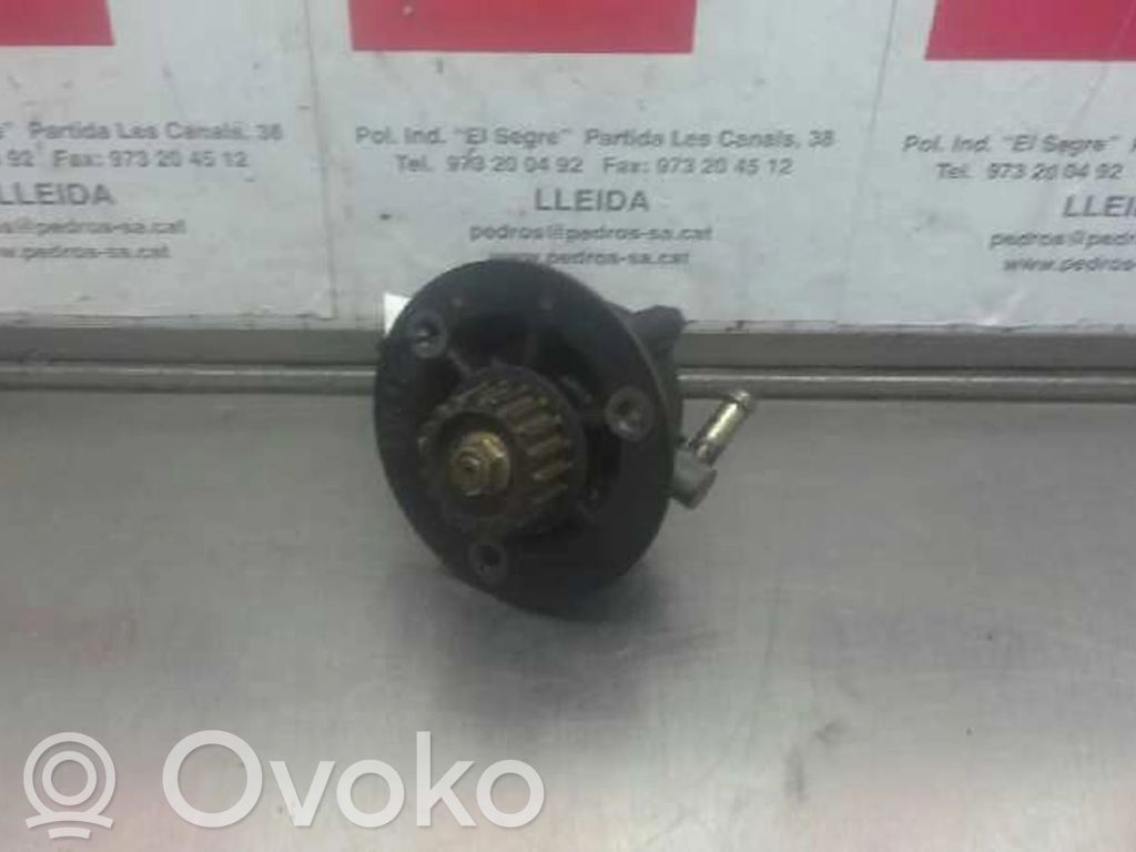 Nissan Almera Pompe à vide 