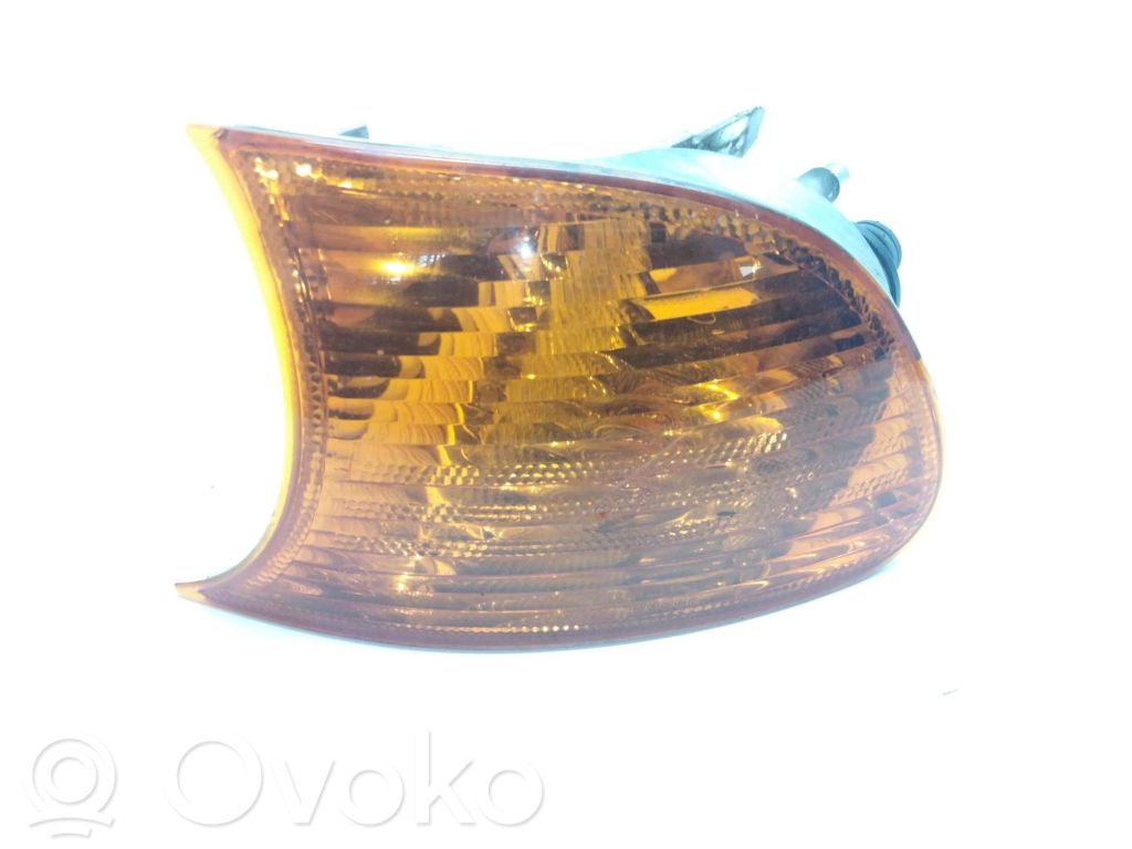 BMW 3 E46 Front indicator light 