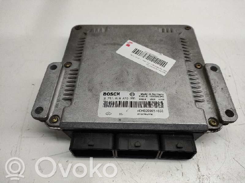Opel Vivaro Engine control unit/module 