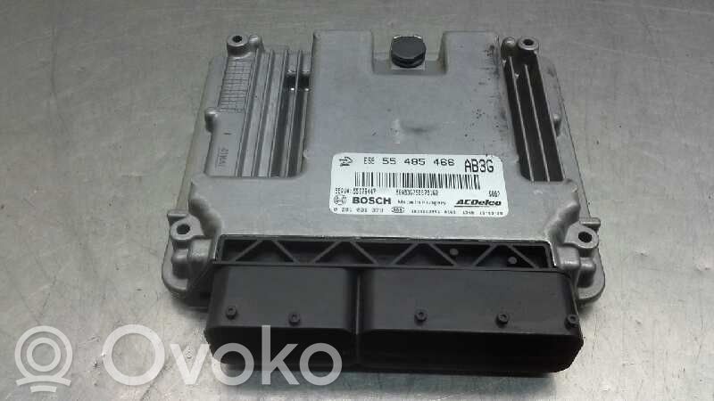 Opel Insignia A Engine control unit/module 
