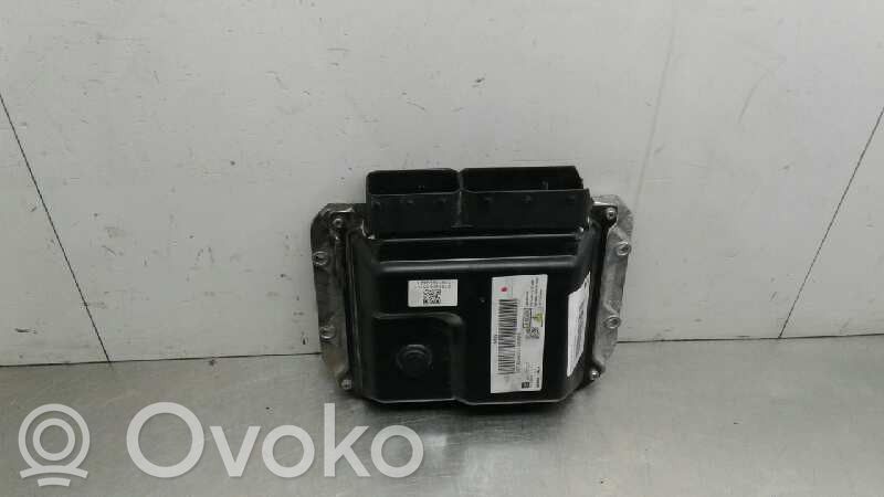 Opel Astra H Moottorin ohjainlaite/moduuli 