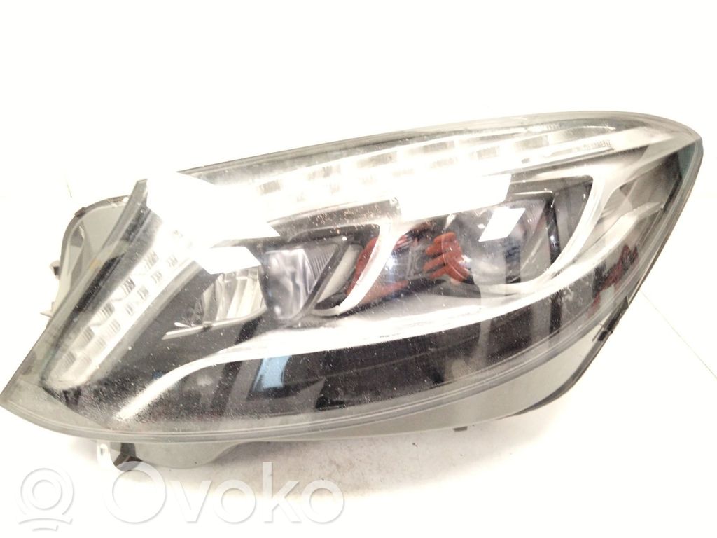 Mercedes-Benz Sprinter W906 Lampa przednia 