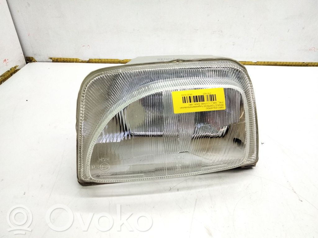 Renault Express Headlight/headlamp 