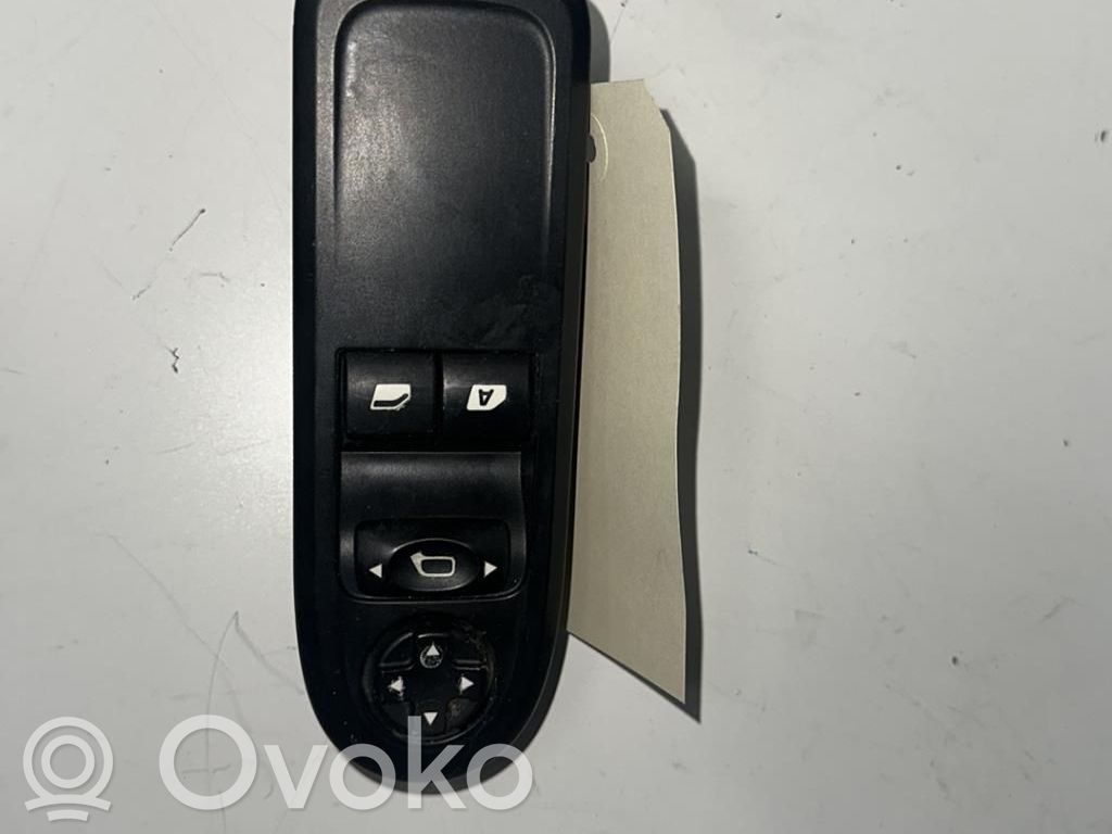 Citroen C3 Electric window control switch 