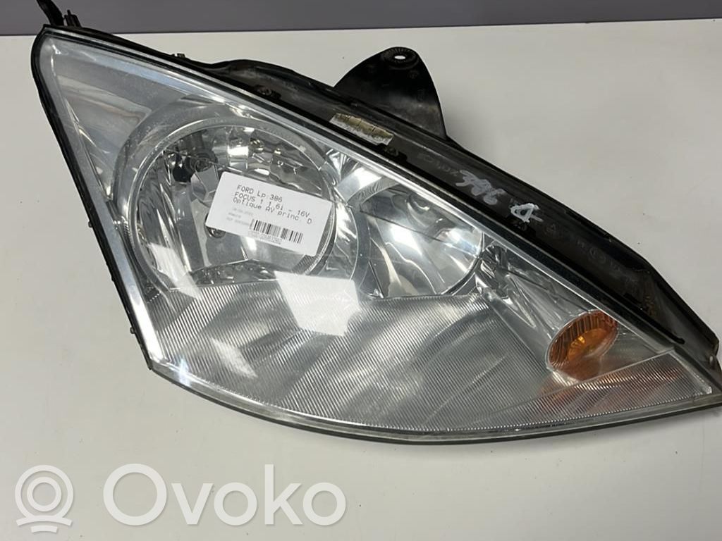 Ford Focus Priekinis žibintas 