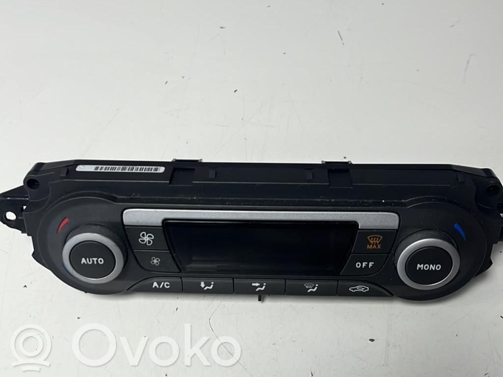 Ford C-MAX I Climate control unit 
