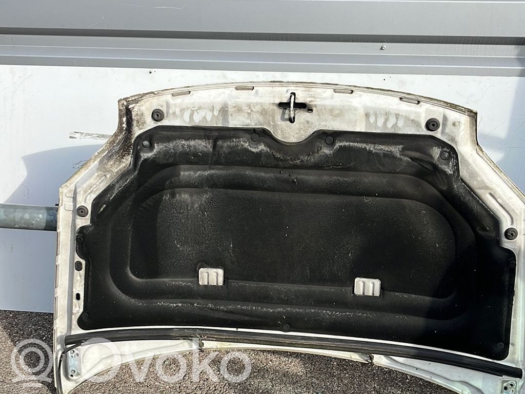 Citroen Berlingo Konepelti 