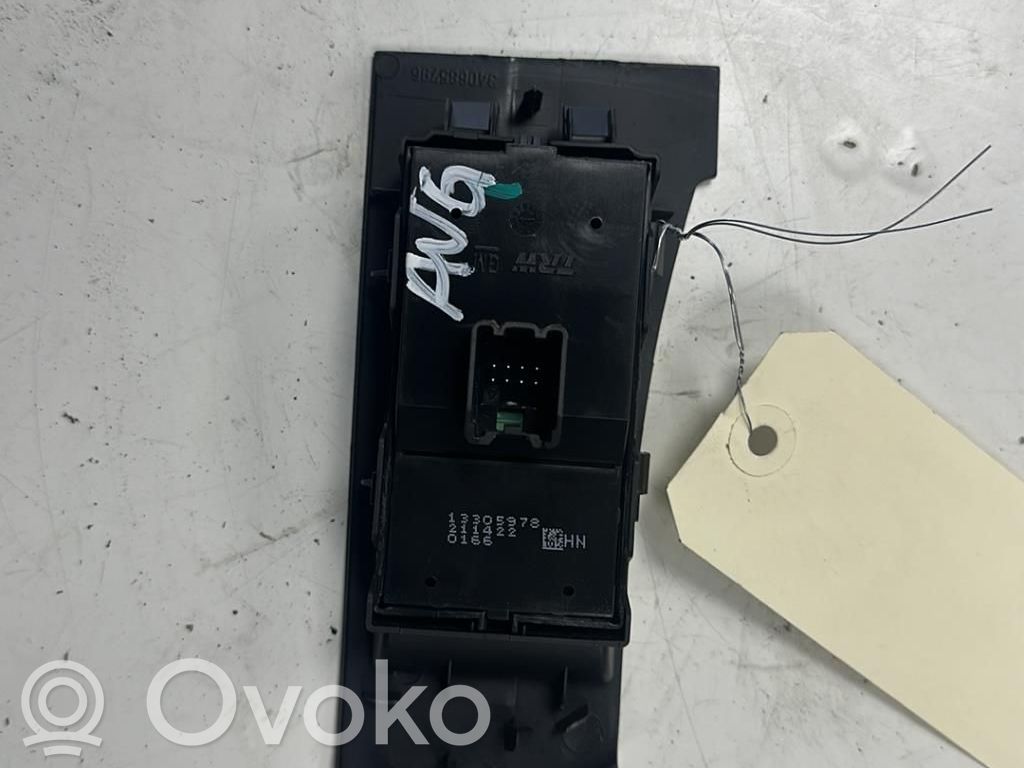 Opel Astra J Electric window control switch 