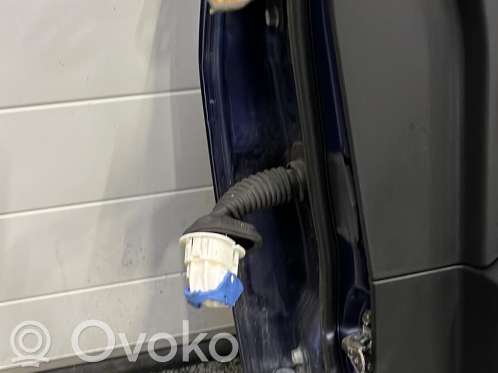 Priekinės durys   C2Y55802XF
