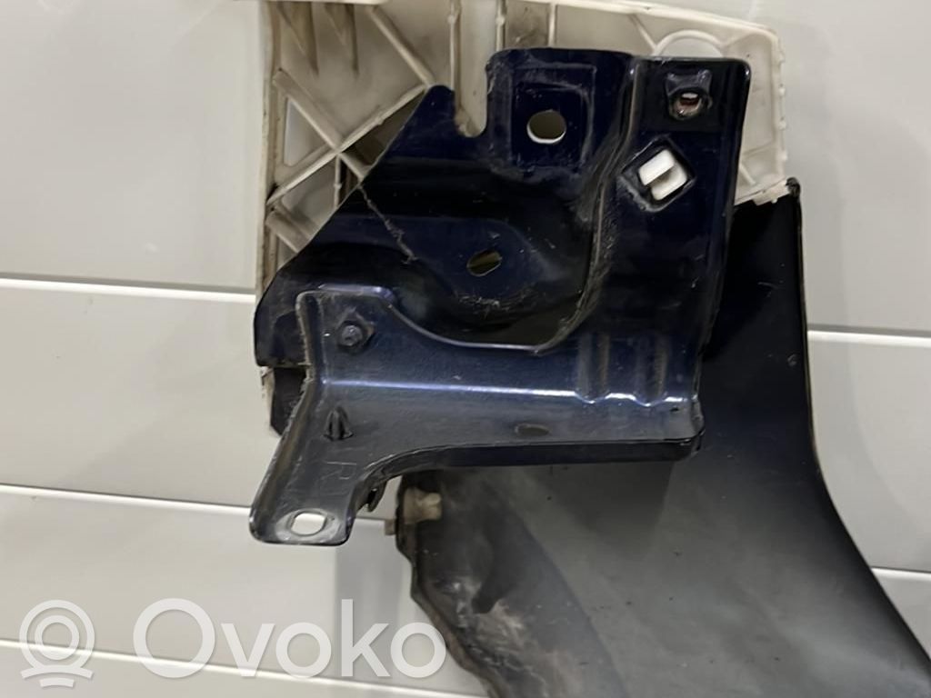 Mazda 5 Sparnas 