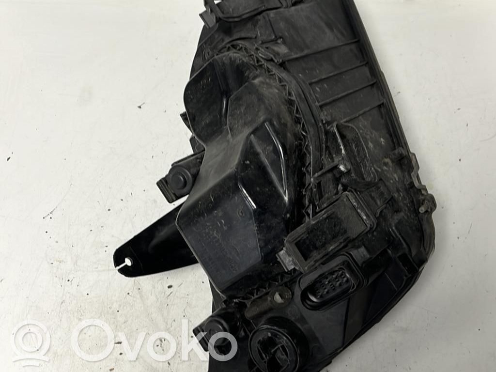 Ford Focus Headlight/headlamp 