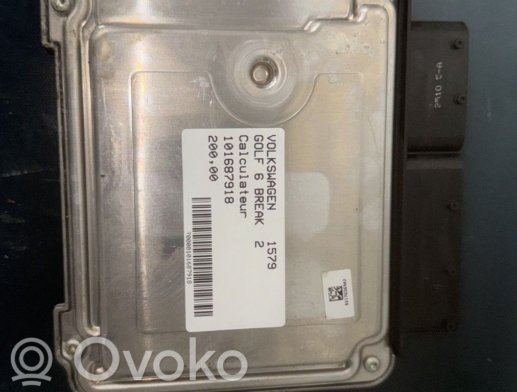 Volkswagen Golf VI Engine control unit/module 
