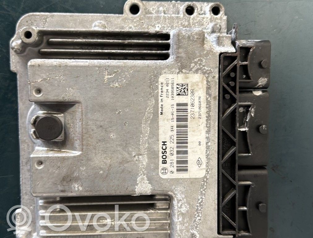 Renault Espace V (RFC) Engine control unit/module 