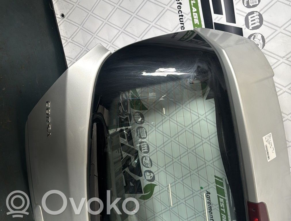 Opel Corsa D Aizmugurējais pārsegs (bagāžnieks) 