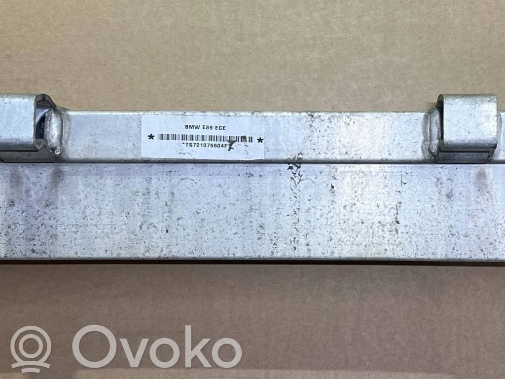 BMW Z4 E89 Aizmugurē bampera balka 