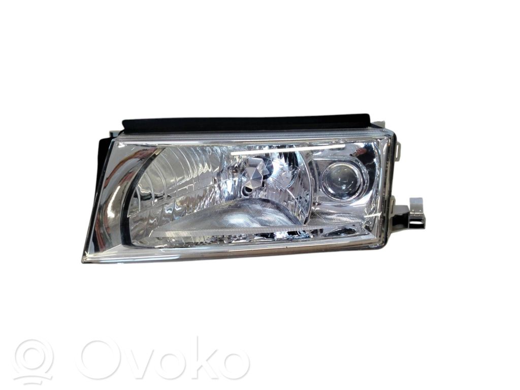 Skoda Octavia Mk1 (1U) Lampa przednia 