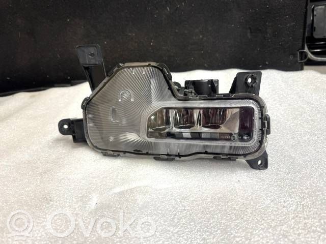 LED Daytime headlight   92201AT
