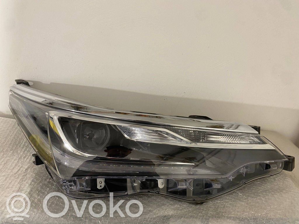 Toyota Corolla E160 E170 Scheinwerfer 
