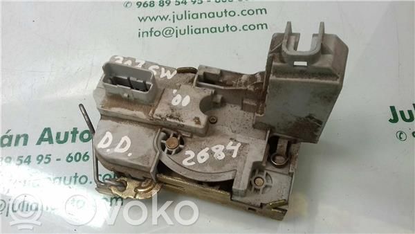 Peugeot 307 Priekšpusē slēdzene 