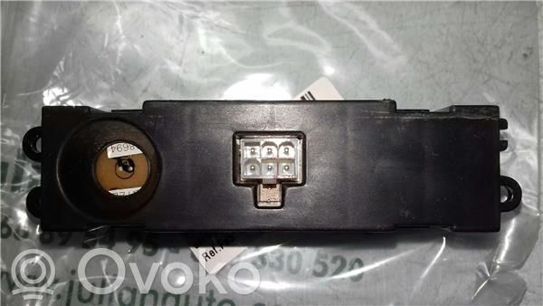 Daewoo Nubira GPS navigation control unit/module 