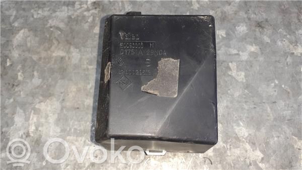 Unidad de control/módulo del motor   E0090000