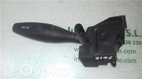 Interruptor de control multifunción   1S7T13335AE