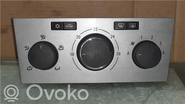 Opel Astra H Air conditioning (A/C) switch 