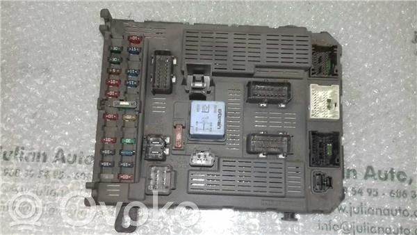 Citroen C5 Saugiklių blokas 