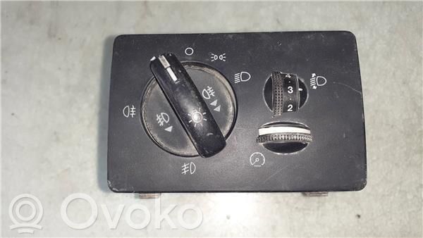 Interruptor de luz   498610