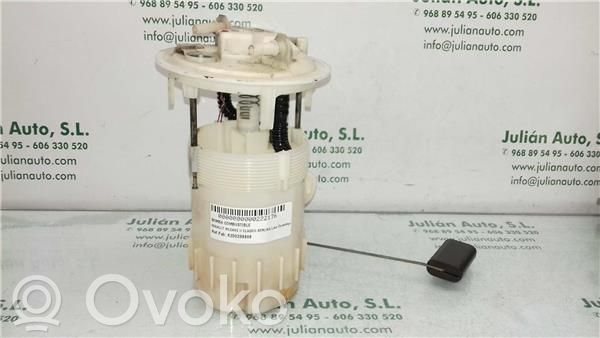Renault Megane II Pompe à carburant 