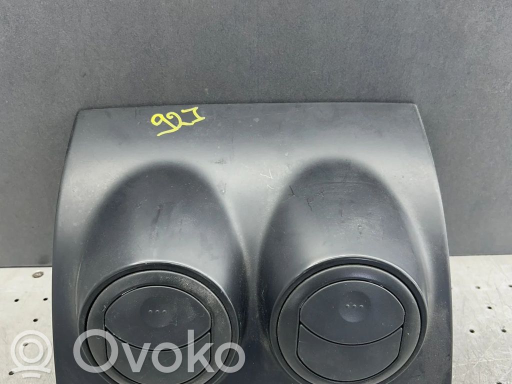 Chevrolet Aveo Rejilla de ventilación central del panel 