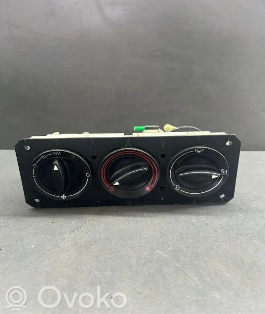 Audi A4 S4 B5 8D Comutator control ventilator interior 