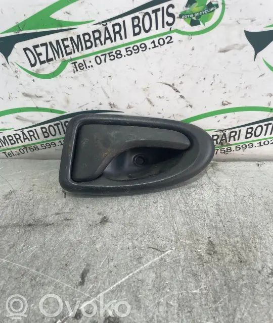 Klamka wewnętrzna drzwi tylnych   61NFOCCV
